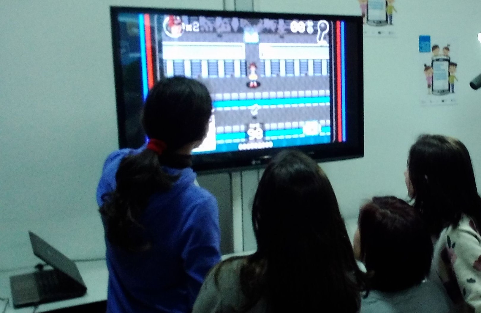 Jornada-padres-y-madres-educando-en-igualdad-mando-arcade