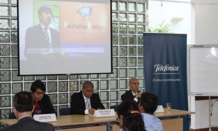 Habilidades para la vida digital en la jornada ‘Conviviendo responsablemente en Internet’ en Lima