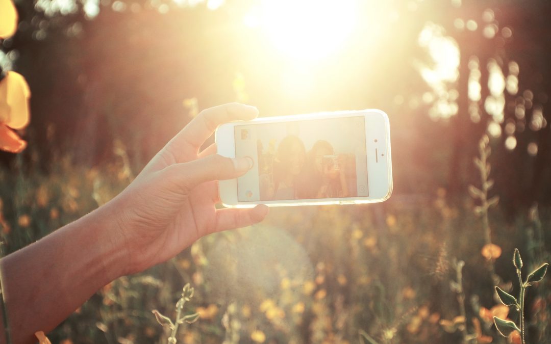 Del narcisismo al `selficidio´, ¿arriesgarías tu vida por un selfie?