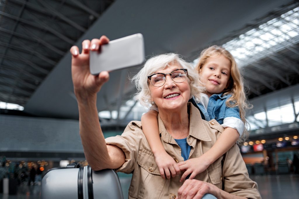 selfie abuela y niña