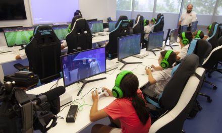 Día del gamer. Celebramos una participación creciente de las mujeres en videojuegos y promovemos compartirlos en familia
