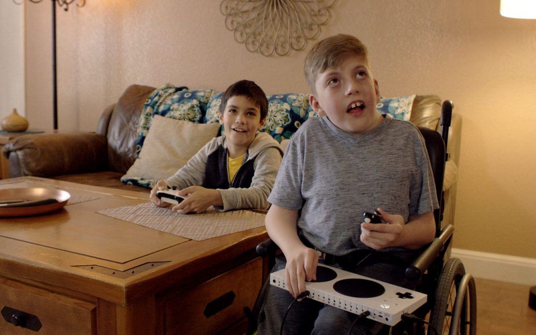 Xbox Adaptive Controller mando destinado a mejorar la accesibilidad en videojuegos
