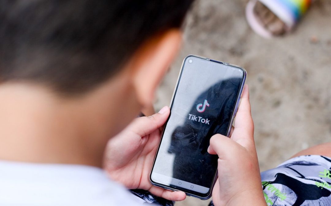Mediación parental frente a la atracción adictiva de TikTok