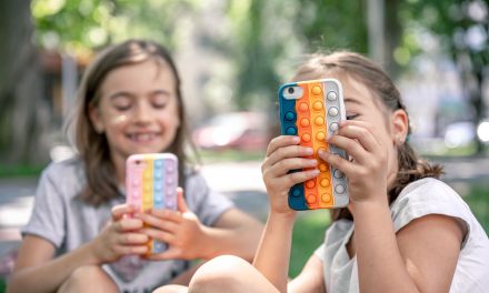 Los 10 mejores teléfonos móviles recomendados para menores y adolescentes
