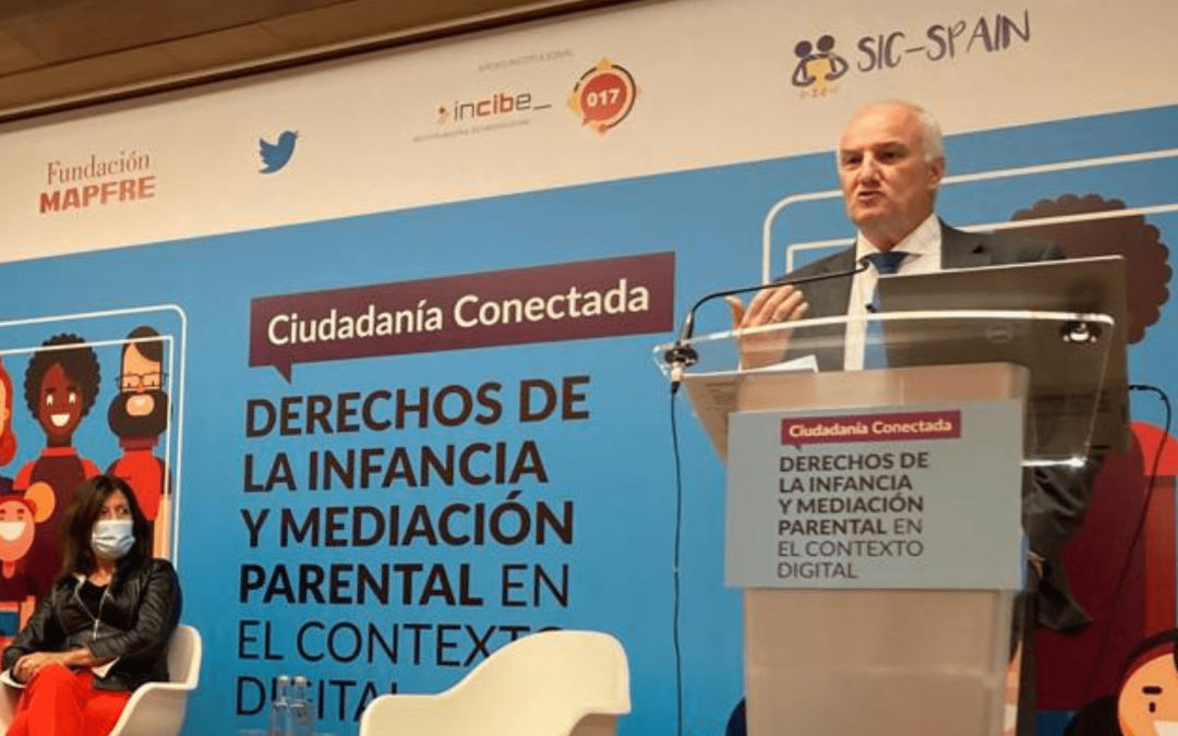 Borja Adsuara aborda el binomio menores y derechos digitales en la Jornada Ciudadanía Conectada