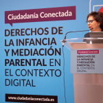 Carmen Gayo aborda los problemas de la brecha digital y la pobreza infantil durante la Jornada Ciudadanía Conectada