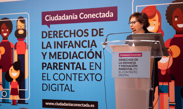 Carmen Gayo aborda los problemas de la brecha digital y la pobreza infantil durante la Jornada Ciudadanía Conectada