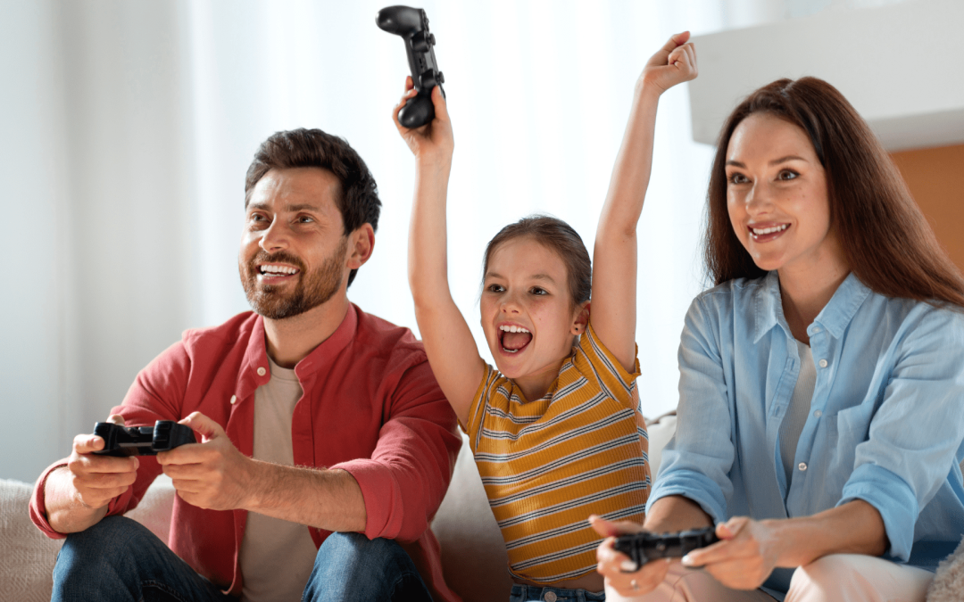 ¿Cómo puedo saber si un videojuego es adecuado para mi hijo o hija?