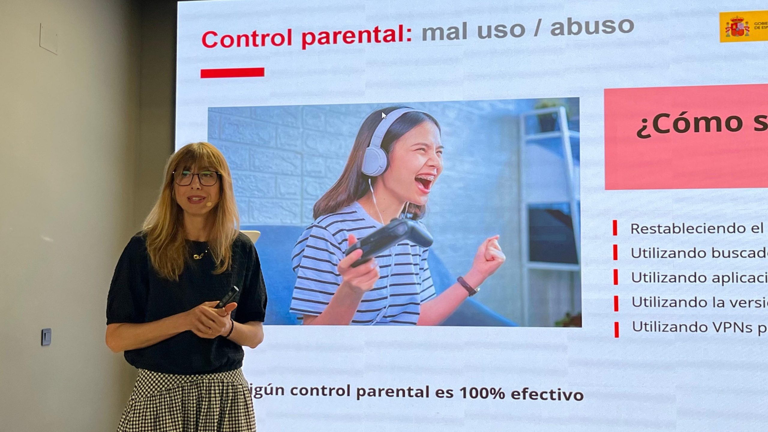 Cristina Gutiérrez, Responsable del Área de Ciberseguridad de las personas menores de edad de INCIBE (Instituto Nacional de Ciberseguridad) Cristina Gutiérrez, Responsable del Área de Ciberseguridad de las personas menores de edad de INCIBE (Instituto Nacional de Ciberseguridad)