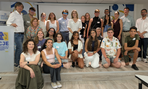 El Observatorio de Derechos de la Infancia en el Entorno Digital celebra una jornada clave con representantes de aplicaciones digitales