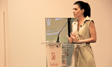 La psicología ante el desafío de la IA: reflexiones de Timanfaya Hernández decana del Colegio Oficial de la Psicología de Madrid, V Jornadas Salud Digital