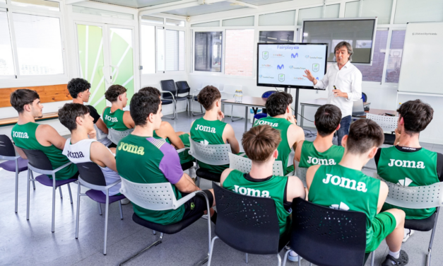 Jóvenes deportistas de la cantera de Unicaja Baloncesto apuestan por el uso responsable de la tecnología en una nueva edición de ‘Fairplay Talks’, impulsada por Movistar